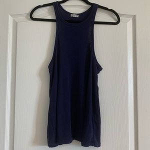 Free People tank 💙